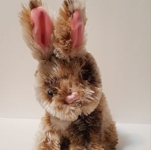 Dan Dee Easter bunny plays rocking rabbit animated silly wild bunny, press paw